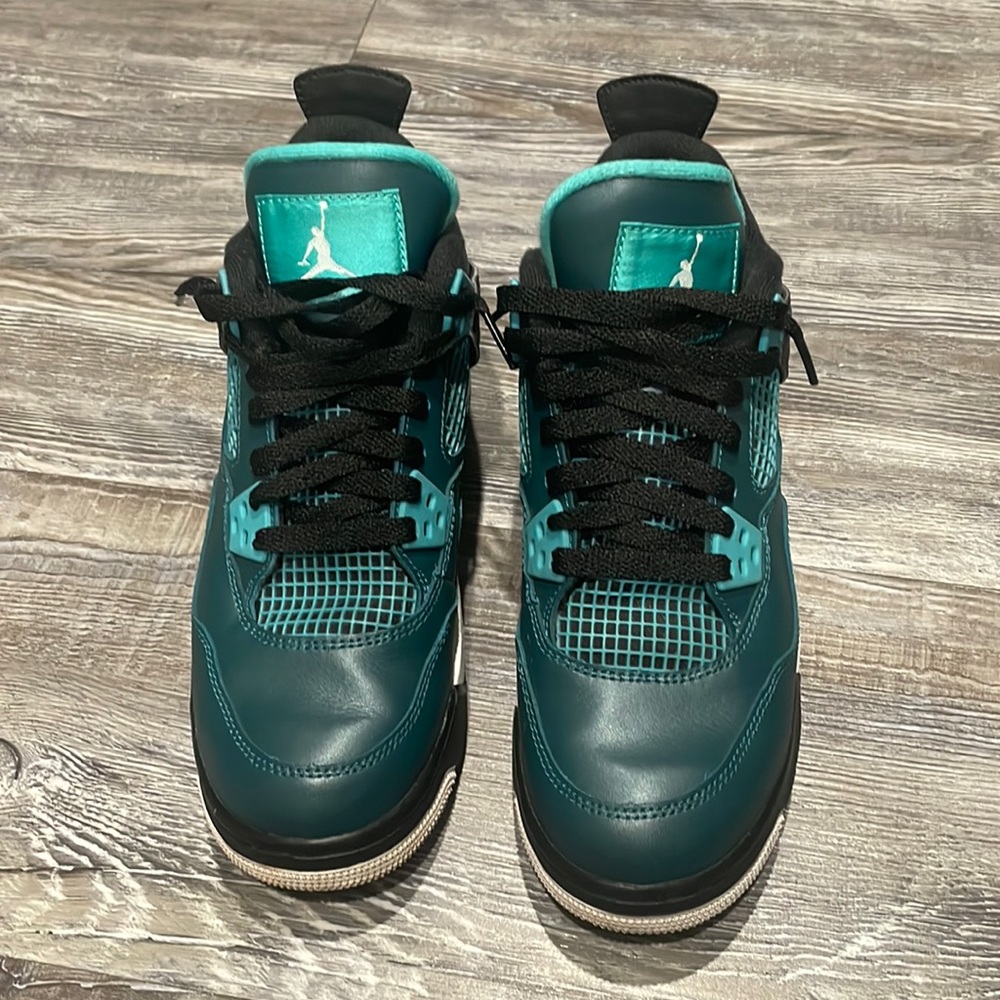 Jordan Retro 4s